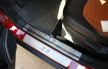 中国 JAC S5 2013 の照らされたドアのペダルの、内部および外の通用口の土台 サプライヤー