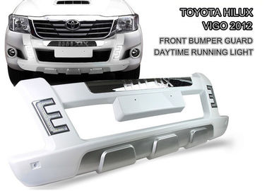 良い価格 耐久性のあるABS LEDライト フロントバンパーガード TOYOTA HILUX VIGO 2012 - 2014 オンライン